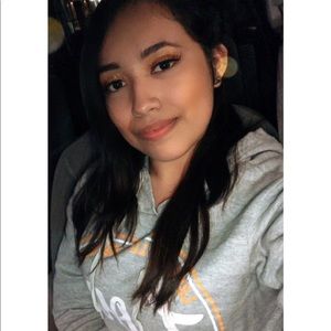 Meet your Posher, Fatima